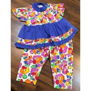 Vintage girls 2 piece floral outfit size 6/9 months. Bright and fun. 100% cotton
